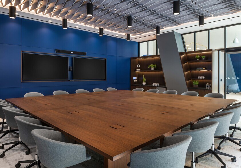 More Photos Of 455 Massachusetts Ave NW, Washington Office For Lease