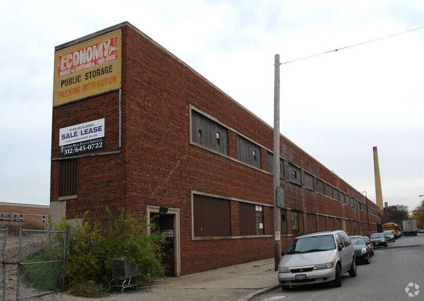 More Photos Of 1901-1949 N Springfield Ave, Chicago Warehouse For Lease