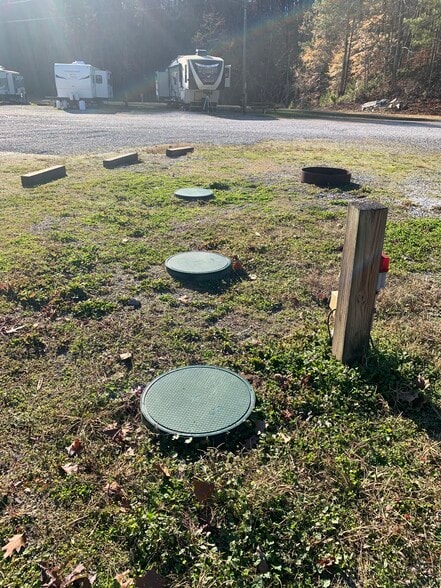 More Photos Of , Oxford Trailer Camper Park For Sale