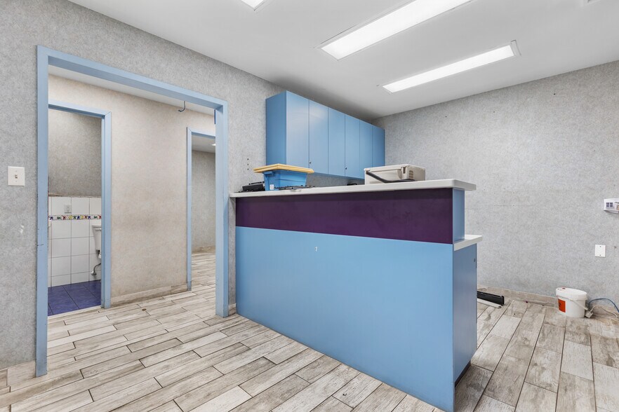 More Photos Of 297 16th Ave, Newark Land For Sale