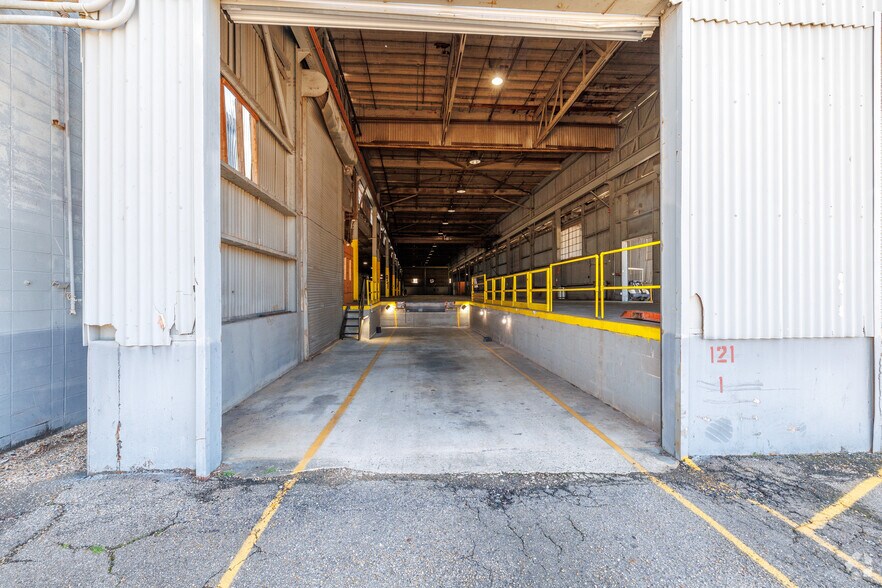 More Photos Of 119 Anderson Ct, Dothan Warehouse For Lease