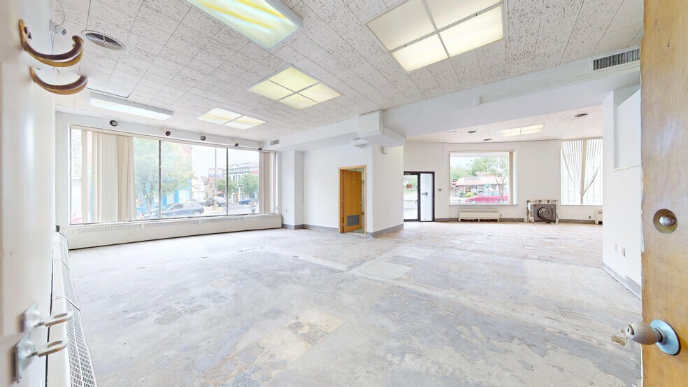 More Photos Of 152 Grant Ave, Vandergrift Storefront Retail Office For Lease