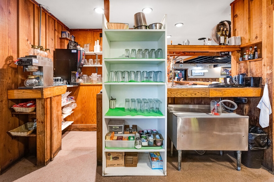 More Photos Of 263 N Main St, Donnelly Restaurant For Sale