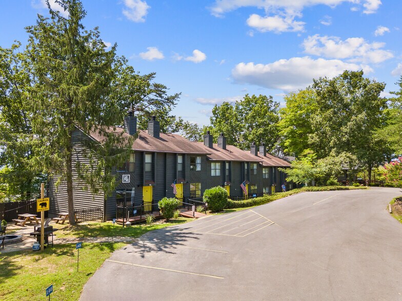 More Photos Of 3729 Plaza Way, Pigeon Forge Apartments For Sale