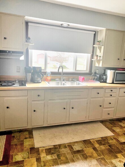 More Photos Of 5414 Homegardner Rd, Castalia Apartments For Sale