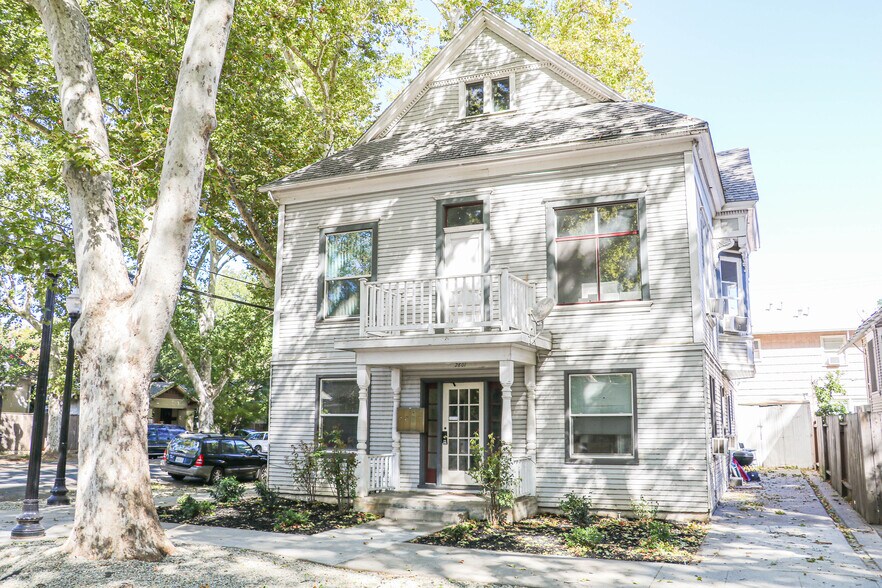Primary Photo Of 2801 D St, Sacramento Apartments For Sale
