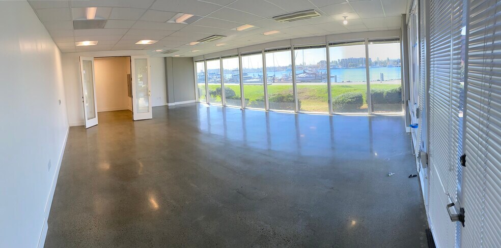 More Photos Of 11 Embarcadero West, Oakland Office For Sale