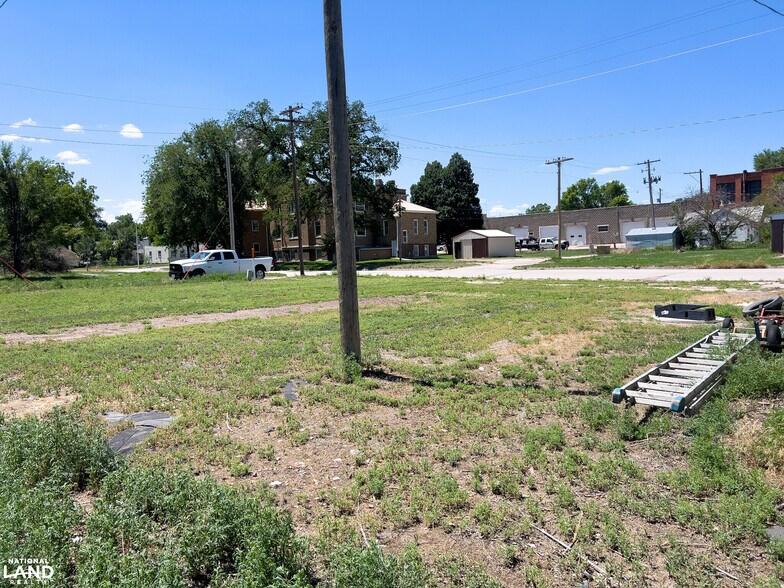 More Photos Of 301 Main St, Crawford General Retail For Sale