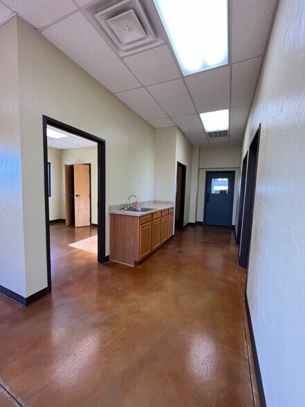 More Photos Of 13441 US Highway 60, Arnett Warehouse For Sale