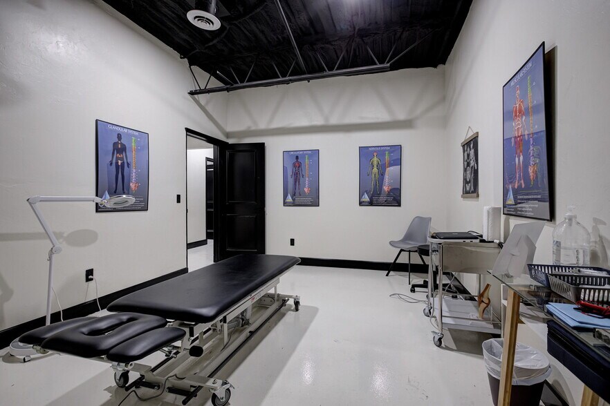 More Photos Of 6500 N Meridian Ave, Oklahoma City Medical For Sale