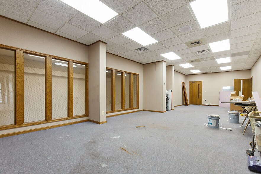 More Photos Of 20 Forest Ave, Fond Du Lac Apartments For Sale