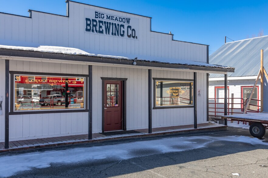 More Photos Of 20 S Sinclair St, Bridgeport Flex For Sale