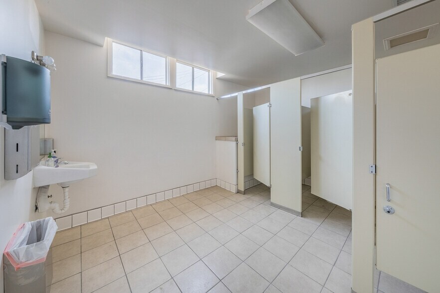 More Photos Of 2300 Pacific Ave, Long Beach Medical For Sale
