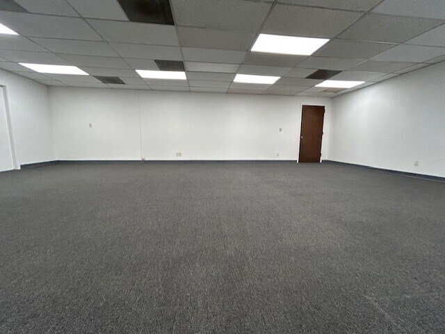 More Photos Of 1285-1289 Hammerwood Ave, Sunnyvale Office Residential For Lease