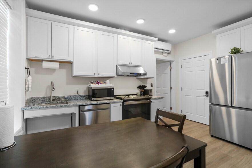 More Photos Of 34 W Franklin St, Hagerstown Apartments For Sale