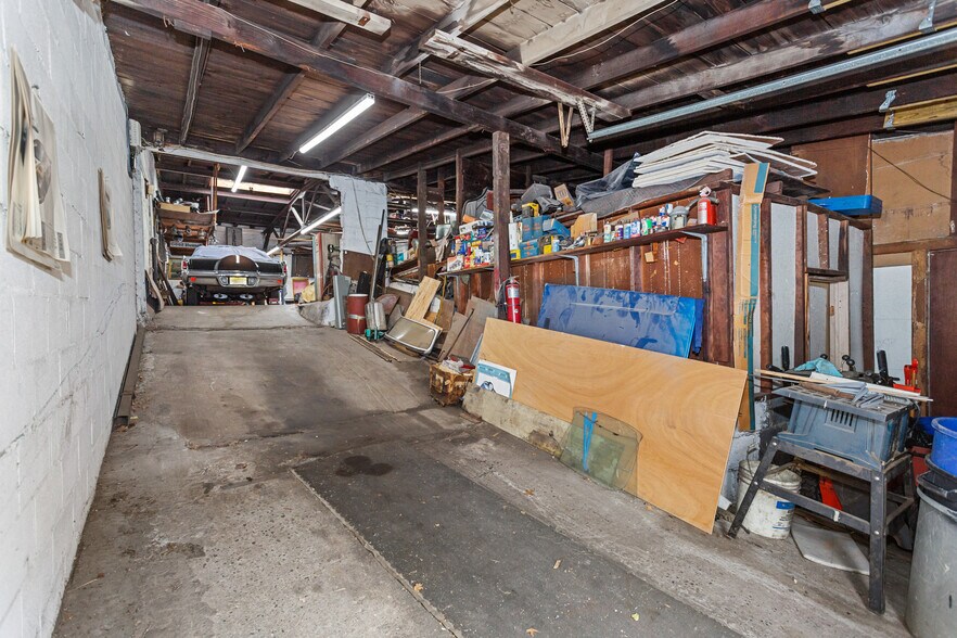 More Photos Of 307 Paterson Ave, East Rutherford Auto Repair For Sale