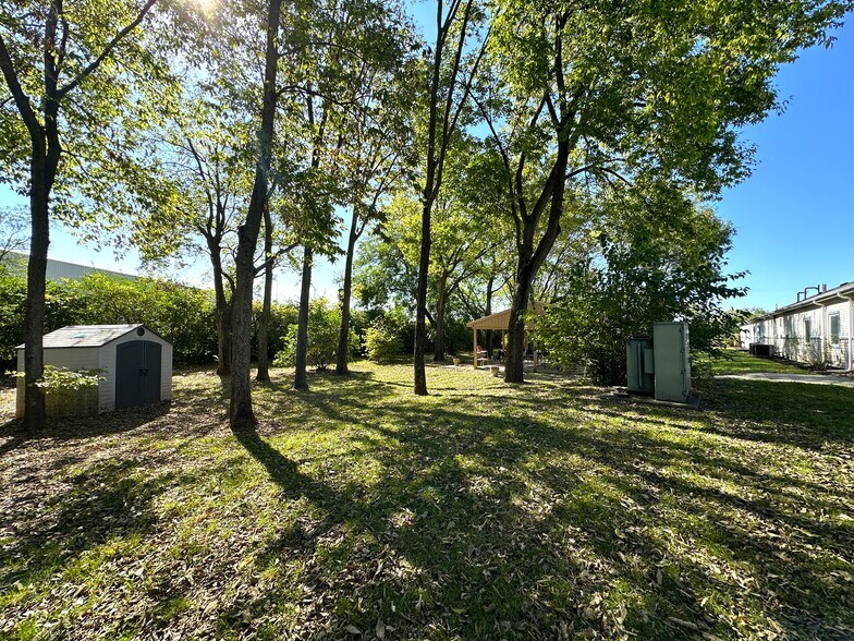 More Photos Of 136 Heid Ave, Dayton Rehabilitation Center For Sale