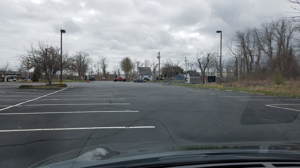 More Photos Of 8 Canal Rd, Orleans Land For Sale