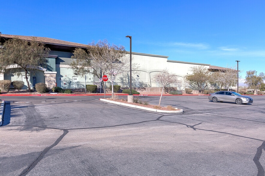 More Photos Of 2550 Anthem Village Dr, Henderson Unknown For Lease