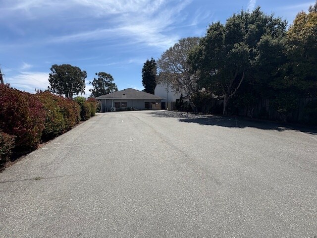 More Photos Of 470 Camino El Estero, Monterey Office For Lease