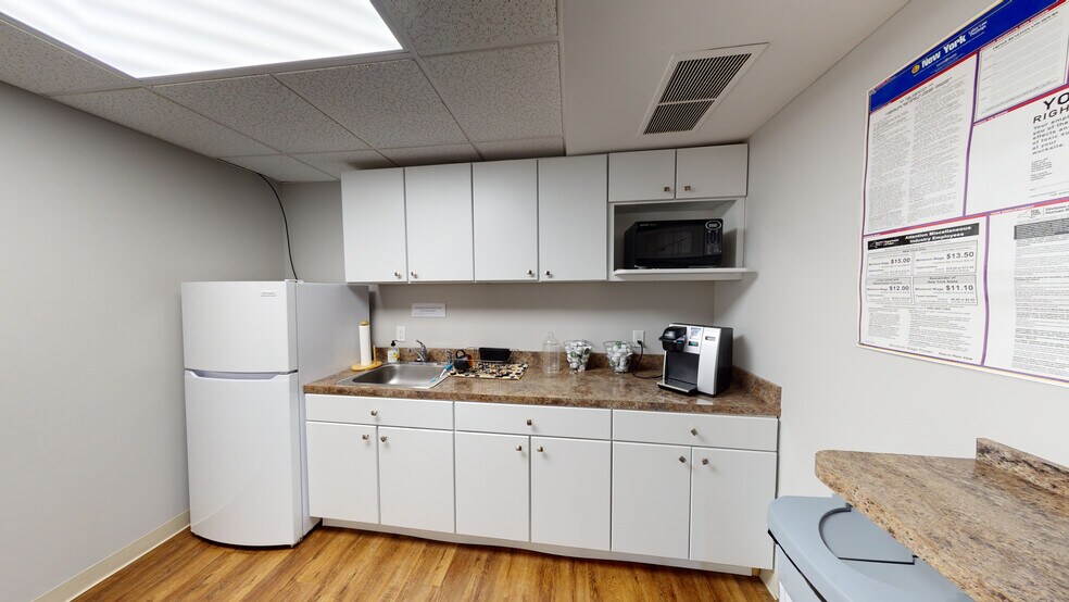 More Photos Of 100 E Seneca St, Manlius Office For Lease