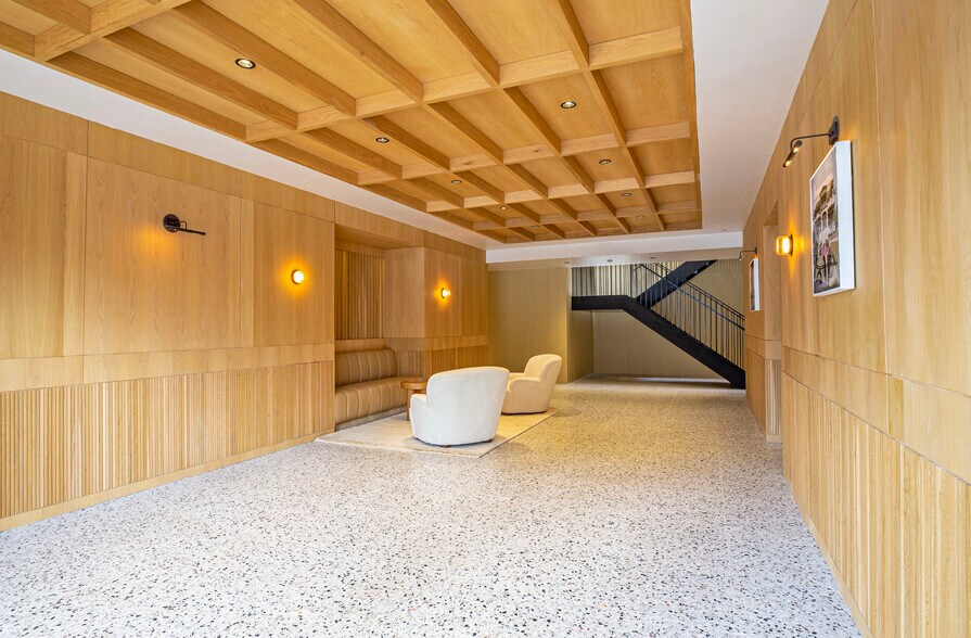 More Photos Of 3334 Richmond Ave, Houston Office For Sale