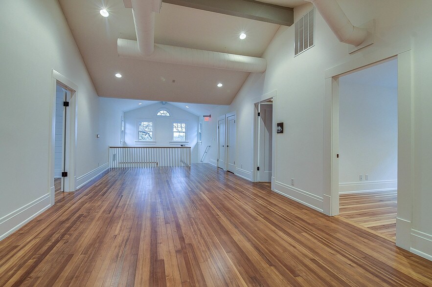 More Photos Of 904 San Antonio St, Austin Office For Lease