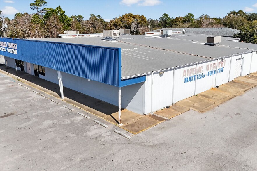 More Photos Of 4500 Mobile Hwy, Pensacola Freestanding For Sale