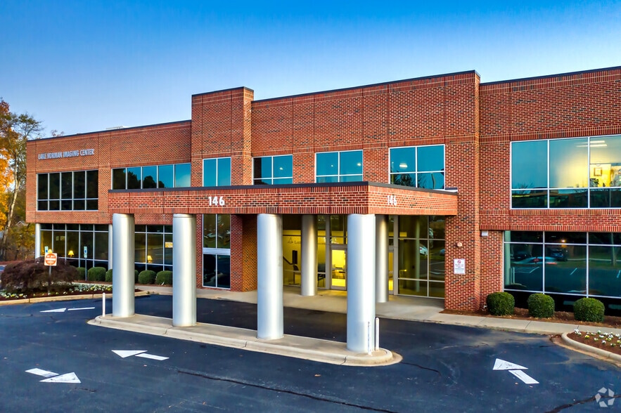 More Photos Of 146 Medical Park Rd, Mooresville Unknown For Lease