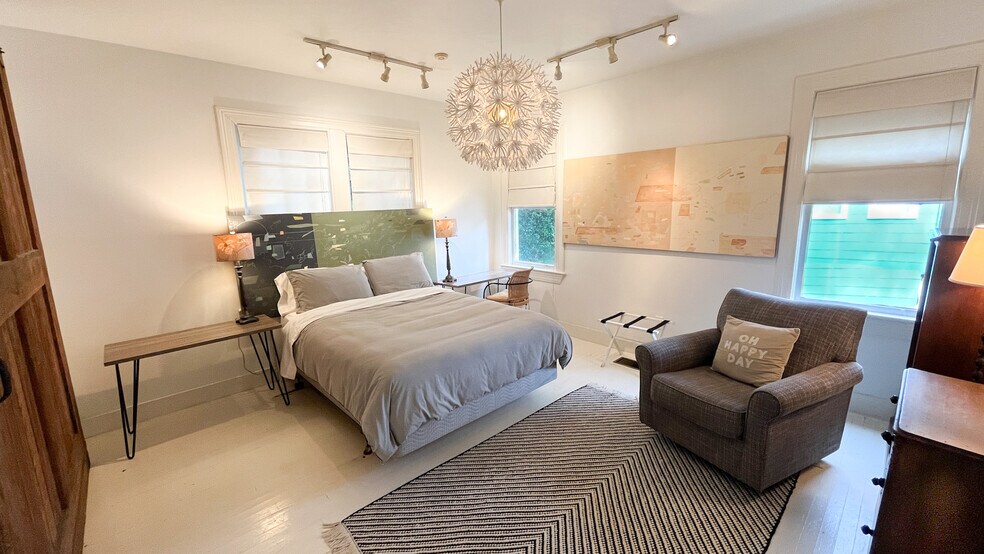 More Photos Of 3413 N State St, Jackson Office Residential For Sale