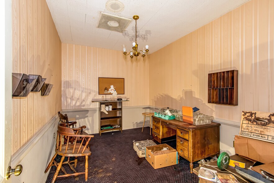 More Photos Of 15 7th St, Augusta Restaurant For Sale