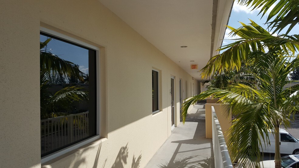 More Photos Of 2755 Vista Pky, West Palm Beach Coworking Space