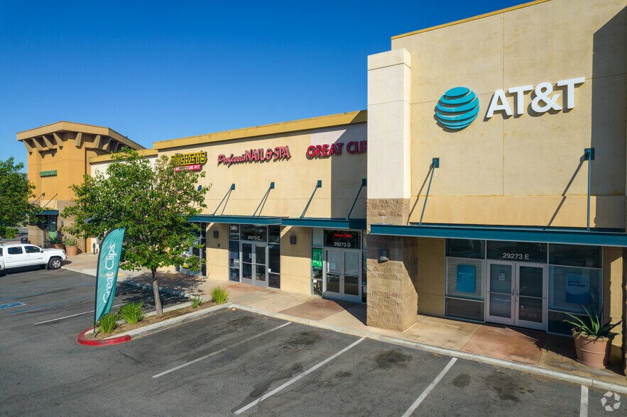 More Photos Of 29335 Central Ave, Lake Elsinore Unknown For Lease
