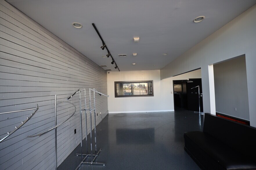 More Photos Of 710 N Broadway Ave, Oklahoma City Storefront For Lease