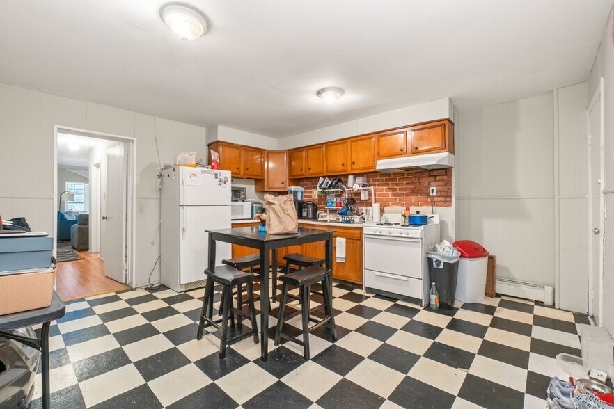 More Photos Of 2815 N Calvert St, Baltimore Apartments For Sale