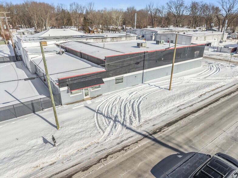 More Photos Of 4618 Pointe Tremble Rd, Clay Township Warehouse For Sale