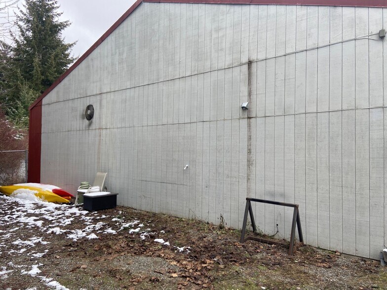 More Photos Of 147 E Aqua Cir, Coeur d'Alene Warehouse For Sale