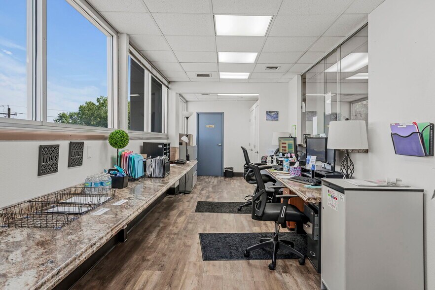 More Photos Of 890 Mill St, Reno Medical For Lease