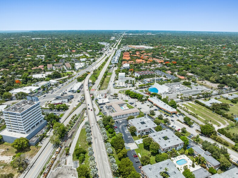 More Photos Of 9711 SW 77th Ave, Miami Freestanding For Sale