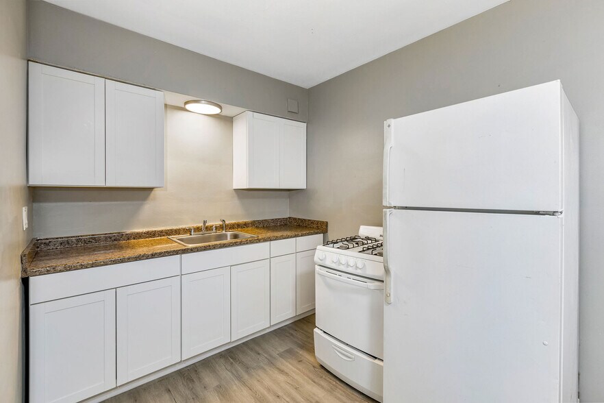 More Photos Of 7508 Elizabeth St, Cincinnati Apartments For Sale