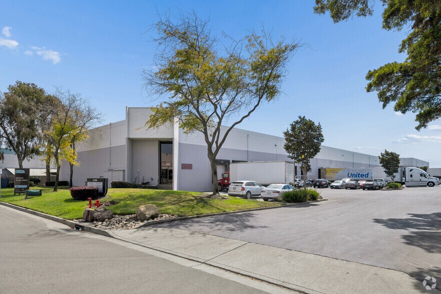 Primary Photo Of 1942-1958 Sabre St, Hayward Warehouse For Lease