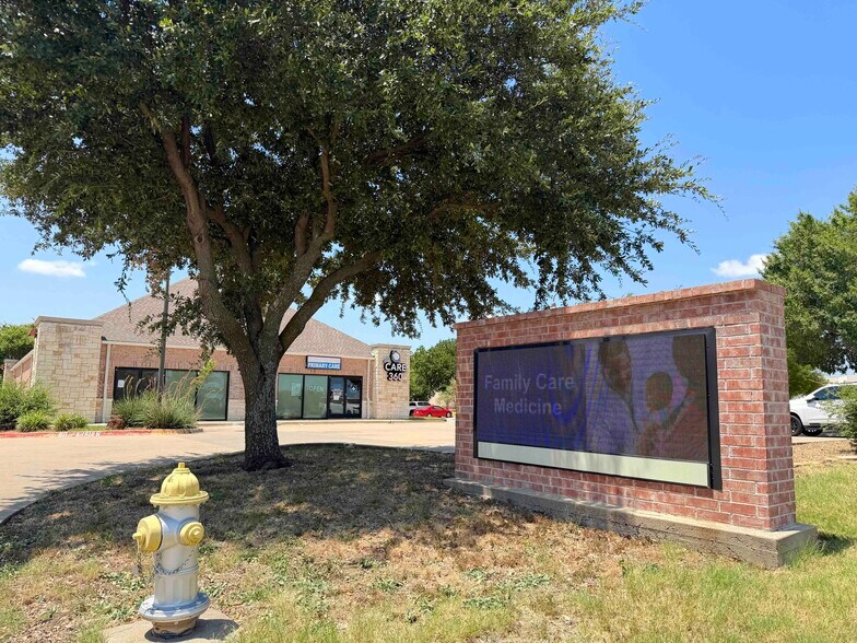 More Photos Of 9229 Lebanon Rd, Frisco Office For Lease