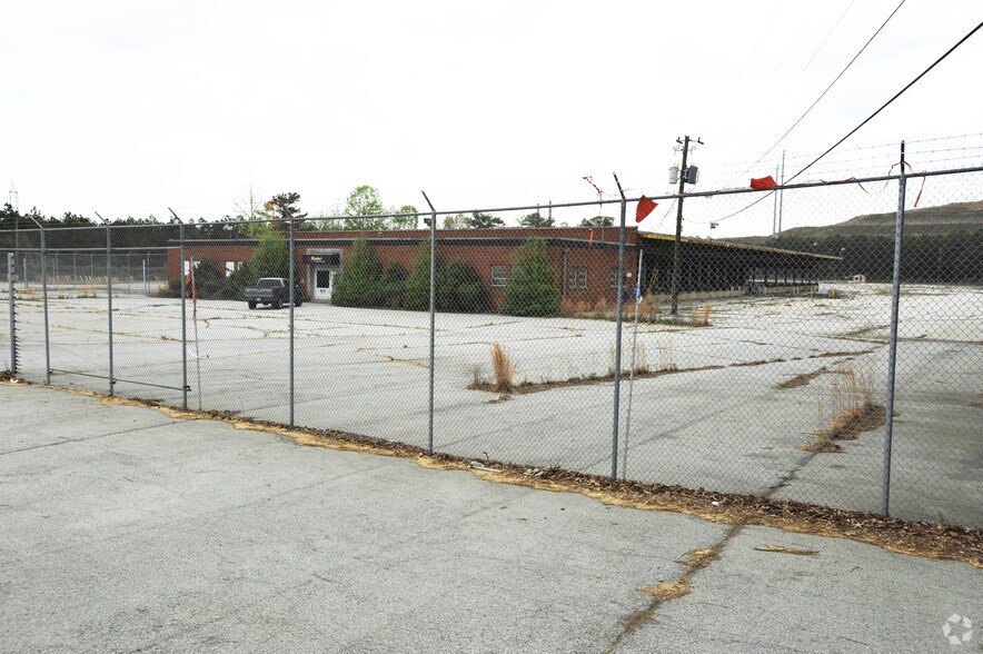 More Photos Of 1940-1952 Moreland Ave SE, Atlanta Industrial For Sale