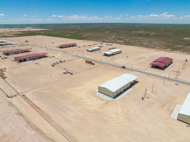 More Photos Of 16571 W Basin S, Odessa Warehouse For Sale