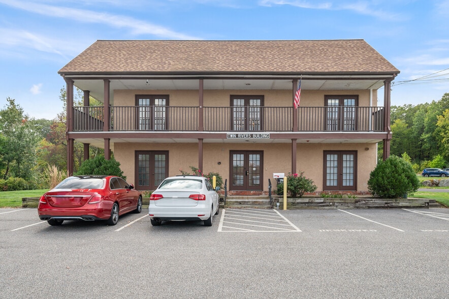 More Photos Of 2 douglas Pike, Smithfield Medical For Lease
