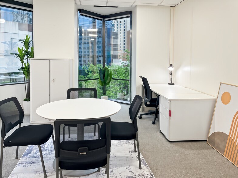More Photos Of 111 Congress Ave, Austin Coworking Space