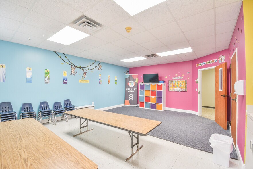 More Photos Of 1400 Grayson Hwy, Lawrenceville Religious Facility For Sale