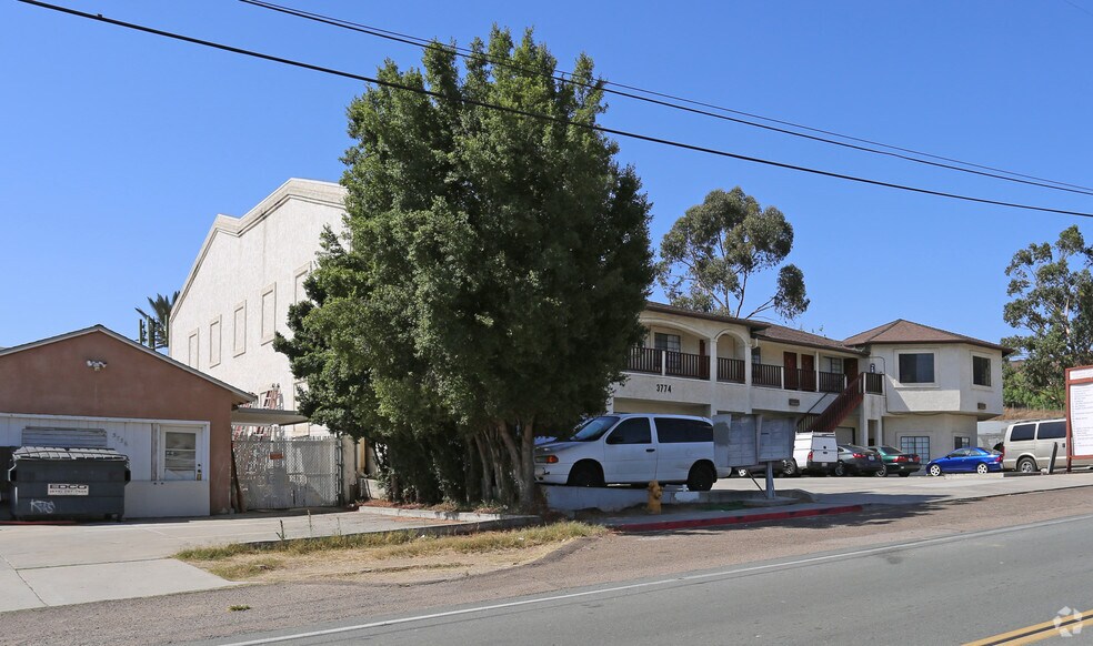 More Photos Of 3774 Grove St, Lemon Grove Office For Lease