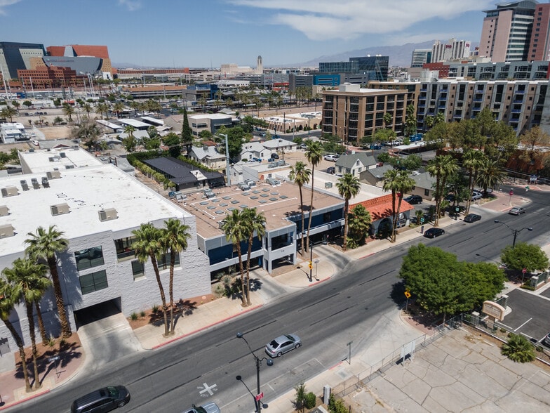 More Photos Of 714 S 4th St, Las Vegas Medical For Sale