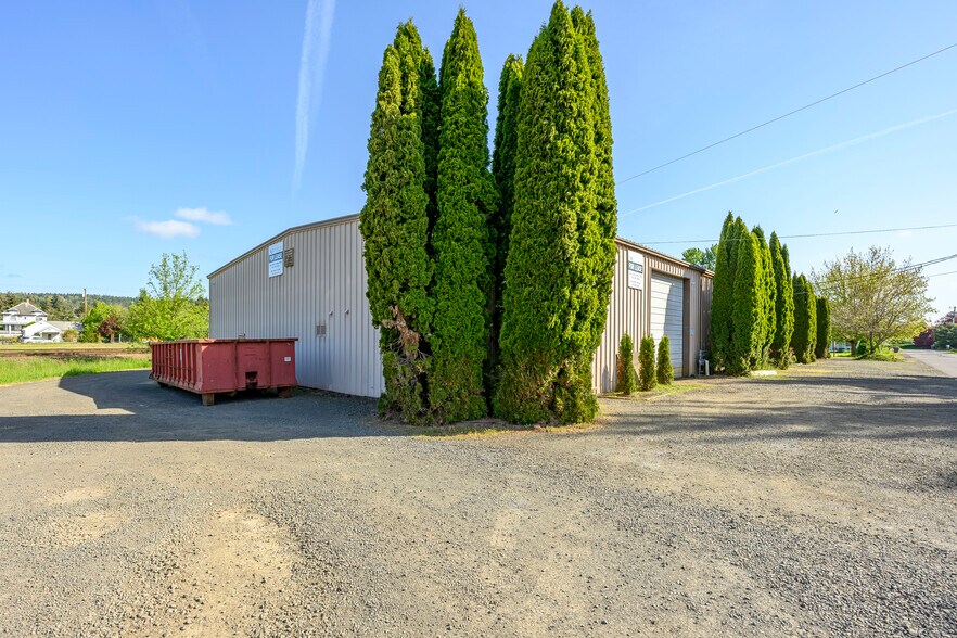 More Photos Of 460 NE Yamhill St, Willamina Distribution For Lease
